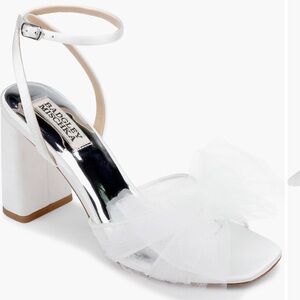 Badgley Mischka Collection Tess Bow Block Heel